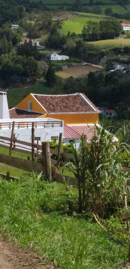Um Quarto Da Casa Do Monte Vila Franca do Campo Eksteriør bilde